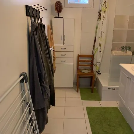 Disney Urban Flat דירה סן-תיבאו-דה-וינייה